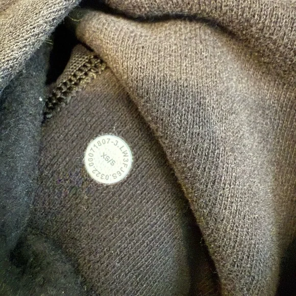 lululemon half zip scuba - Picture 2 of 4